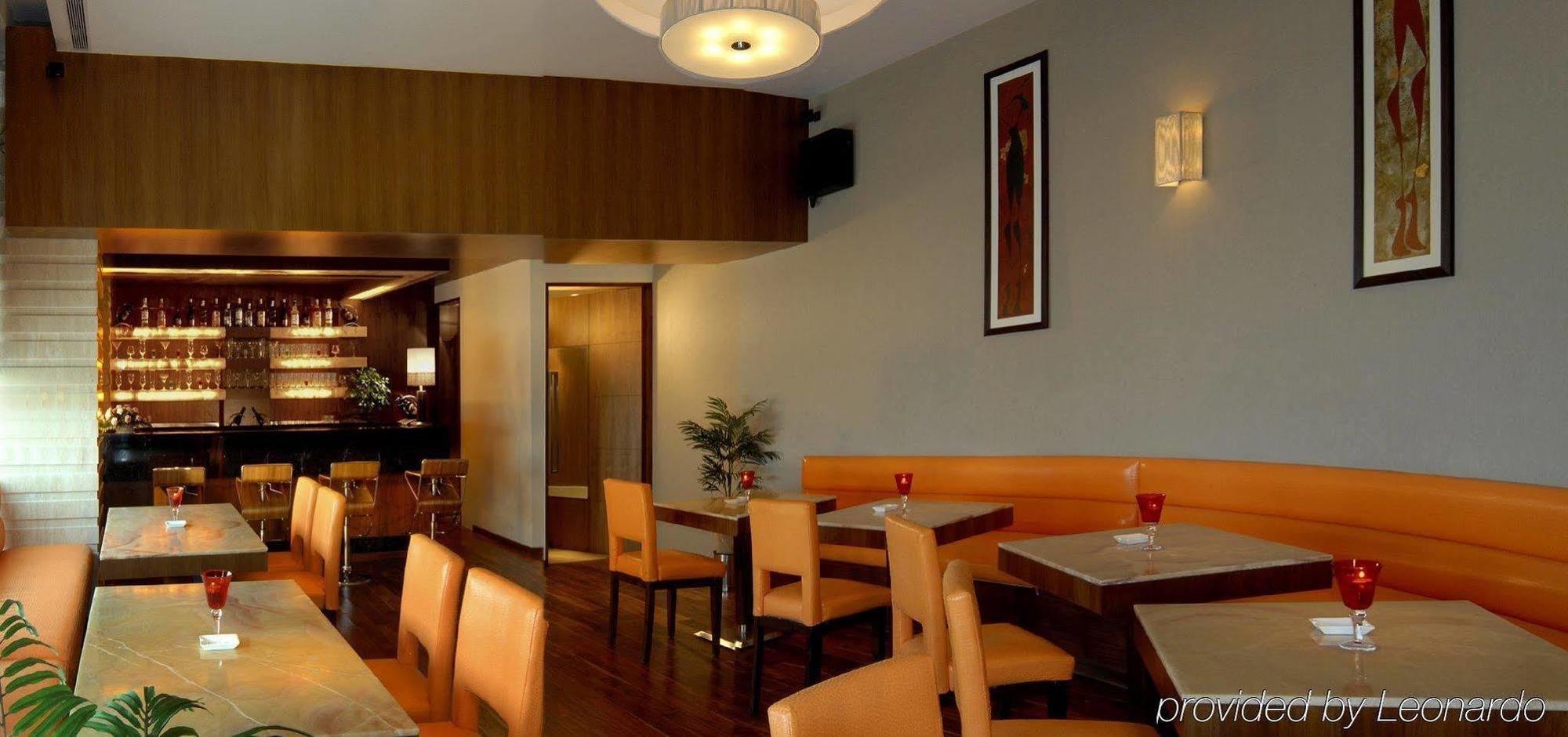 โรงแรมฟอร์จูน ซีเล็คซ์ เอ็กโซติก้า นาวี นาวีมุมไบ ร้านอาหาร รูปภาพ